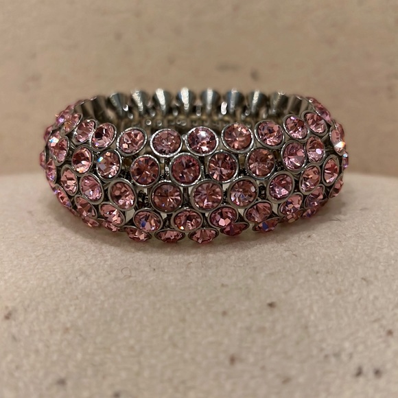 Pink sparkly stretch bracelet - Picture 1 of 4
